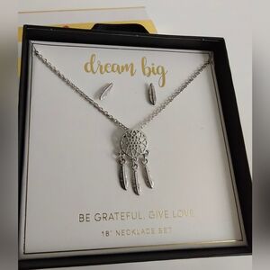 Dream Big, Be Grateful, Give Love 18" Necklace/Earrings Set Merry & Bright